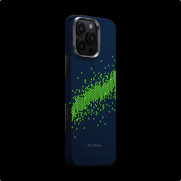 Карбоновий тонкий чохол, що світиться у темряві Pitaka Tactile Woven Case (Lumintex™ Edition) StarPeak Milky Way Galaxy для iPhone 16 Pro (KI1603PMYG)