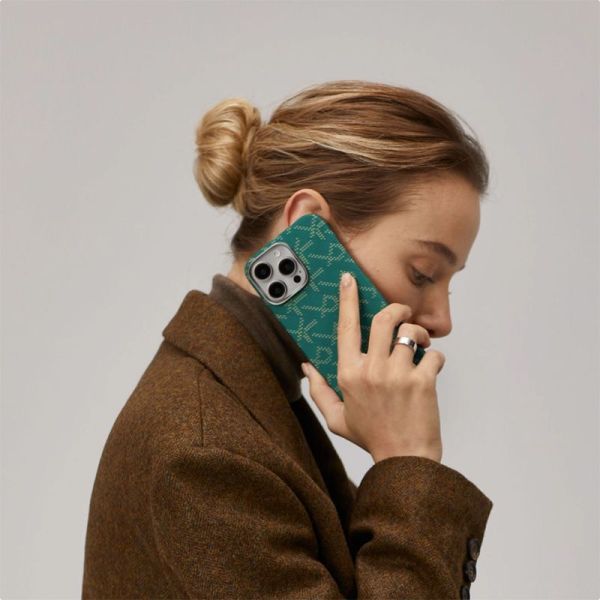 Карбоновий тонкий чохол Pitaka Tactile Woven Case PTK Classic Monogram Gold Green для iPhone 16 Pro Max (KI1601PTKP)